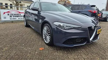 Occasion Alfa Romeo Giulia Veloce 281 PK (206 kW) 2017 Grijs Sedan