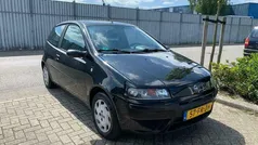 Zwart Gebruikt 2000 Fiat Punto Hatchback | € 599 (Eerlijke prijs)