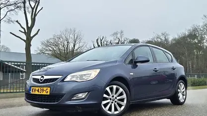 Occasion 2010 Opel Astra Selection Hatchback | € 2.799 (Eerlijke prijs)