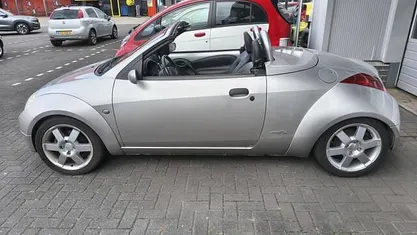 Gebruikt 2004 Ford StreetKa Futura Cabriolet | € 2.750 (Eerlijke prijs)