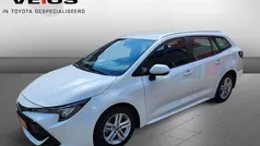 Wit Gebruikt 2022 Toyota Corolla Active Stationwagen | € 22.950 (Eerlijke prijs)