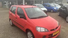 Rood Gebruikt 2004 Daihatsu Young Rv MPV | € 1.799 (Eerlijke prijs)