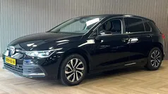 Zwart Gebruikt 2022 VW Golf VIII Business+ Stationwagen | € 27.995 (Goede deal)