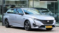 Grijs Gebruikt 2023 Peugeot 308 GT Stationwagen | € 26.987 (Eerlijke prijs)