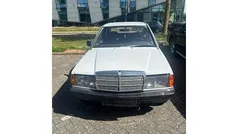 Wit Gebruikt 1987 Mercedes 190 Sedan | € 4.950