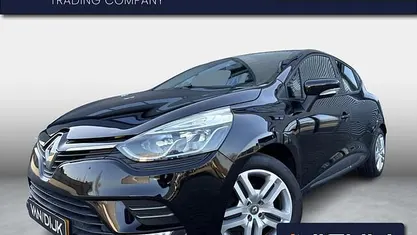 Zwart Occasion 2017 Renault Clio IV Zen Hatchback | € 6.740 (Eerlijke prijs)