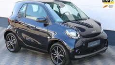 Blauw, metallic lak Gebruikt 2021 Smart ForTwo Electric Drive Hatchback | € 12.945 (Eerlijke prijs)