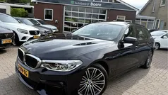 Zwart, metallic lak Gebruikt 2020 BMW 520 Executive Stationwagen | € 29.850 (Eerlijke prijs)