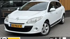 Wit Gebruikt 2011 Renault Mégane GrandTour Dynamique Stationwagen | € 3.950 (Eerlijke prijs)