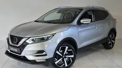Grijs Gebruikt 2018 Nissan Qashqai Tekna SUV | € 15.495 (Eerlijke prijs)