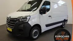 Gebruikt 2024 Renault Master Van | € 28.440 (Eerlijke prijs)