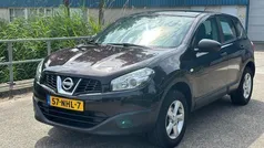 Paars Gebruikt 2010 Nissan Qashqai Visia SUV | € 3.699 (Eerlijke prijs)