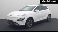 Wit Gebruikt 2023 Hyundai Kona Comfort SUV | € 22.400 (Eerlijke prijs)