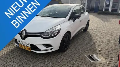 Wit Occasion 2017 Renault Clio IV LIMITED Hatchback | € 7.500 (Goede deal)