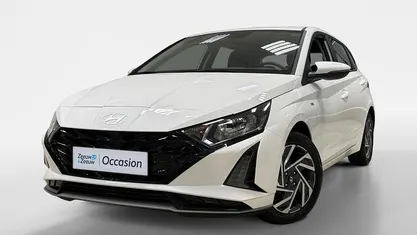 Wit Gebruikt 2024 Hyundai i20 Comfort Hatchback | € 23.250 (Eerlijke prijs)