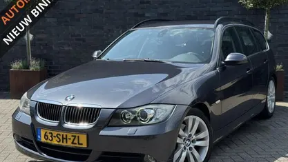 Occasion BMW 325 Executive 218 PK (160 kW) 2006 Grijs Stationwagen