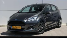 Grijs Gebruikt 2017 Ford Fiesta ST-Line Hatchback | € 9.995 (Eerlijke prijs)