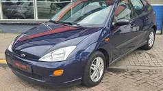 Gebruikt 1999 Ford Focus Ghia Hatchback | € 1.990 (Eerlijke prijs)