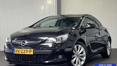 Zwart Gebruikt 2016 Opel Astra GTC Sport Hatchback | € 8.445 (Eerlijke prijs)