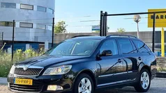 Zwart Gebruikt 2011 Skoda Octavia Business Line Stationwagen | € 3.450 (Super prijs)