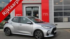 Grijs Gebruikt 2022 Toyota Yaris Limited Hatchback | € 23.900 (Eerlijke prijs)