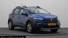 Blue iron Gebruikt 2022 Dacia Sandero Comfort Hatchback | € 14.845 (Eerlijke prijs)
