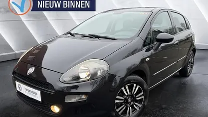 Zwart Occasion 2013 Fiat Punto Evo Easy Hatchback | € 3.990 (Eerlijke prijs)