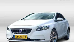 Wit Gebruikt 2015 Volvo V40 Kinetic Stationwagen | € 11.895 (Eerlijke prijs)