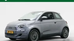 Gebruikt 2022 Fiat 500e Icon Hatchback | € 16.945 (Eerlijke prijs)