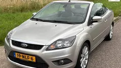 Grijs Gebruikt 2010 Ford Focus Cabriolet Titanium Cabriolet | € 6.499 (Eerlijke prijs)