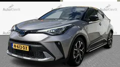 Gebruikt 2021 Toyota C-HR Style SUV | € 23.950 (Eerlijke prijs)