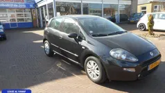 Gebruikt 2016 Fiat Punto Lounge Hatchback | € 6.445 (Eerlijke prijs)