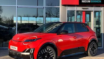 Nieuw Nissan Micra Advance 110 kW (150 PK) 2025 Rebel red (metallic) + black roof Hatchback