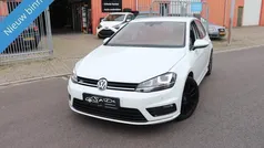 Wit Gebruikt 2015 VW Golf VII Highline Hatchback | € 12.999 (Eerlijke prijs)