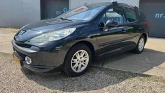 Zwart Gebruikt 2008 Peugeot 207 Stationwagen | € 1.850 (Eerlijke prijs)