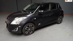 Zwart, metallic lak Gebruikt 2015 Suzuki Swift Comfort Hatchback | € 8.950 (Eerlijke prijs)