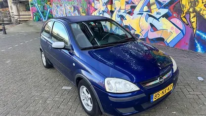 Occasion 2004 Opel Corsa Enjoy Hatchback | € 695 (Goede deal)