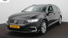 Zwart Gebruikt 2020 VW Passat Business Stationwagen | € 20.900 (Goede deal)