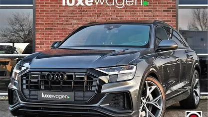 Grijs Occasion 2022 Audi Q8 S-Line SUV | € 72.900 (Goede deal)