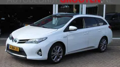 Wit Gebruikt 2015 Toyota Auris Touring Sports Stationwagen | € 9.999 (Eerlijke prijs)