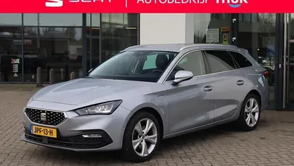 Zilver (metallic) Gebruikt 2022 Seat Leon ST XCELLENCE Stationwagen | € 21.950 (Eerlijke prijs)