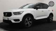 Gebruikt 2020 Volvo XC40 R-Design SUV | € 29.900 (Eerlijke prijs)