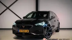 Zwart, metallic lak Gebruikt 2020 Cupra Leon VZ Stationwagen | € 25.950 (Eerlijke prijs)