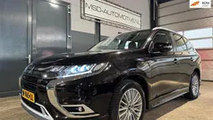 Gebruikt 2020 Mitsubishi Outlander Intense SUV | € 15.949 (Super prijs)