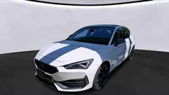 Wit Gebruikt 2022 Cupra Leon VZ Hatchback | € 27.940 (Eerlijke prijs)