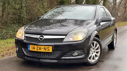 Occasion Opel Astra GTC 90 PK (66 kW) 2008 Hatchback