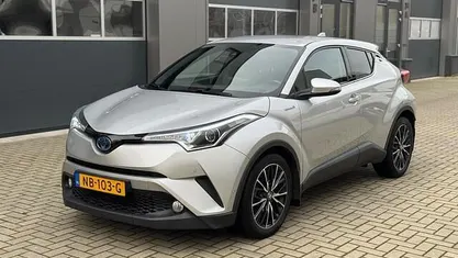 Occasion 2017 Toyota C-HR Executive SUV | € 13.750 (Eerlijke prijs)