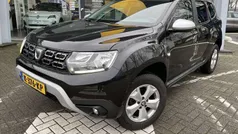 Zwart, metallic lak Gebruikt 2019 Dacia Duster Essentiel SUV | € 12.240 (Eerlijke prijs)