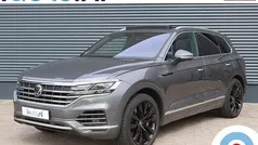 Grijs Gebruikt 2021 VW Touareg Elegance SUV | € 49.745 (Eerlijke prijs)