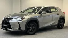Grijs Gebruikt 2019 Lexus UX 250h Business Edition SUV | € 22.785 (Eerlijke prijs)